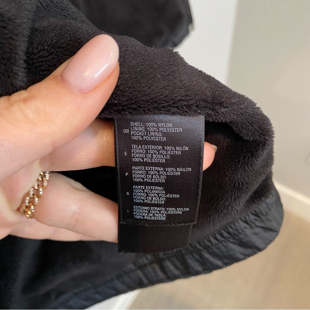North Face Women’s Black Fleece Lined Raincoat Size M - Picture 4 of 5